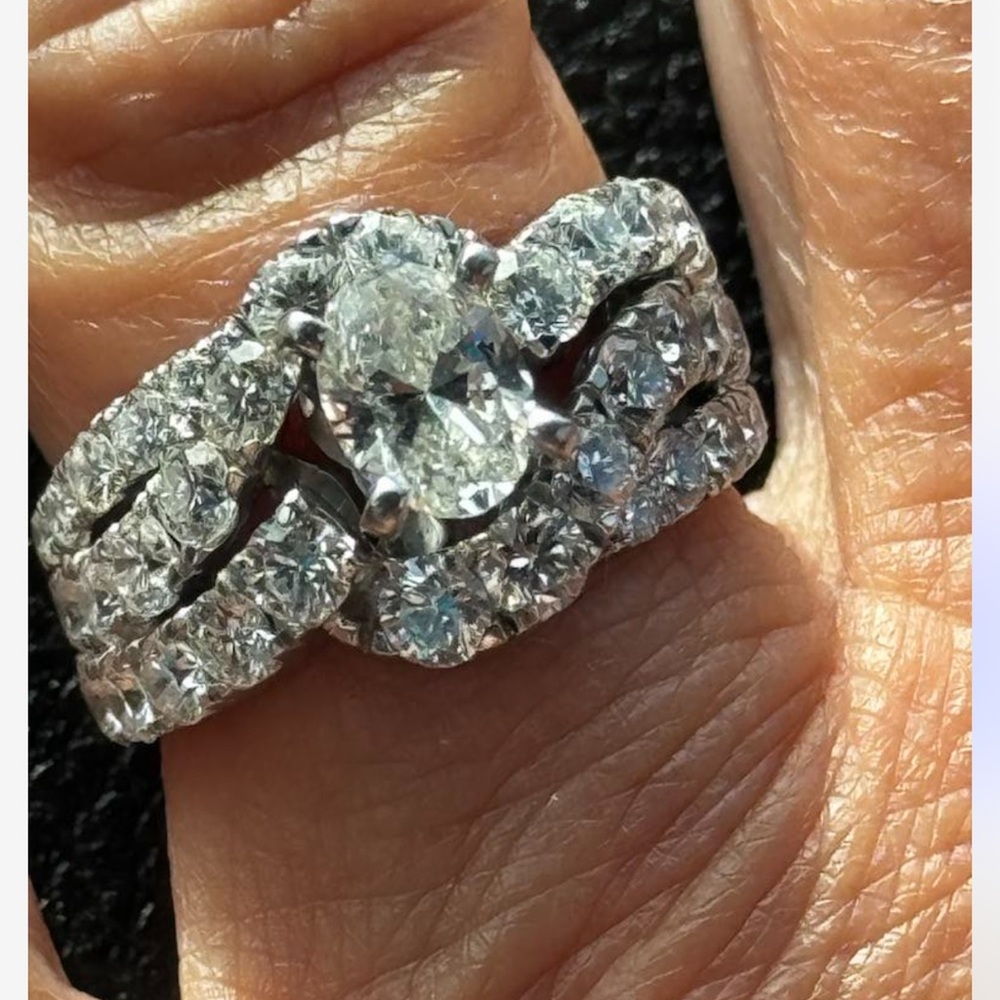 Diamond ring women’s